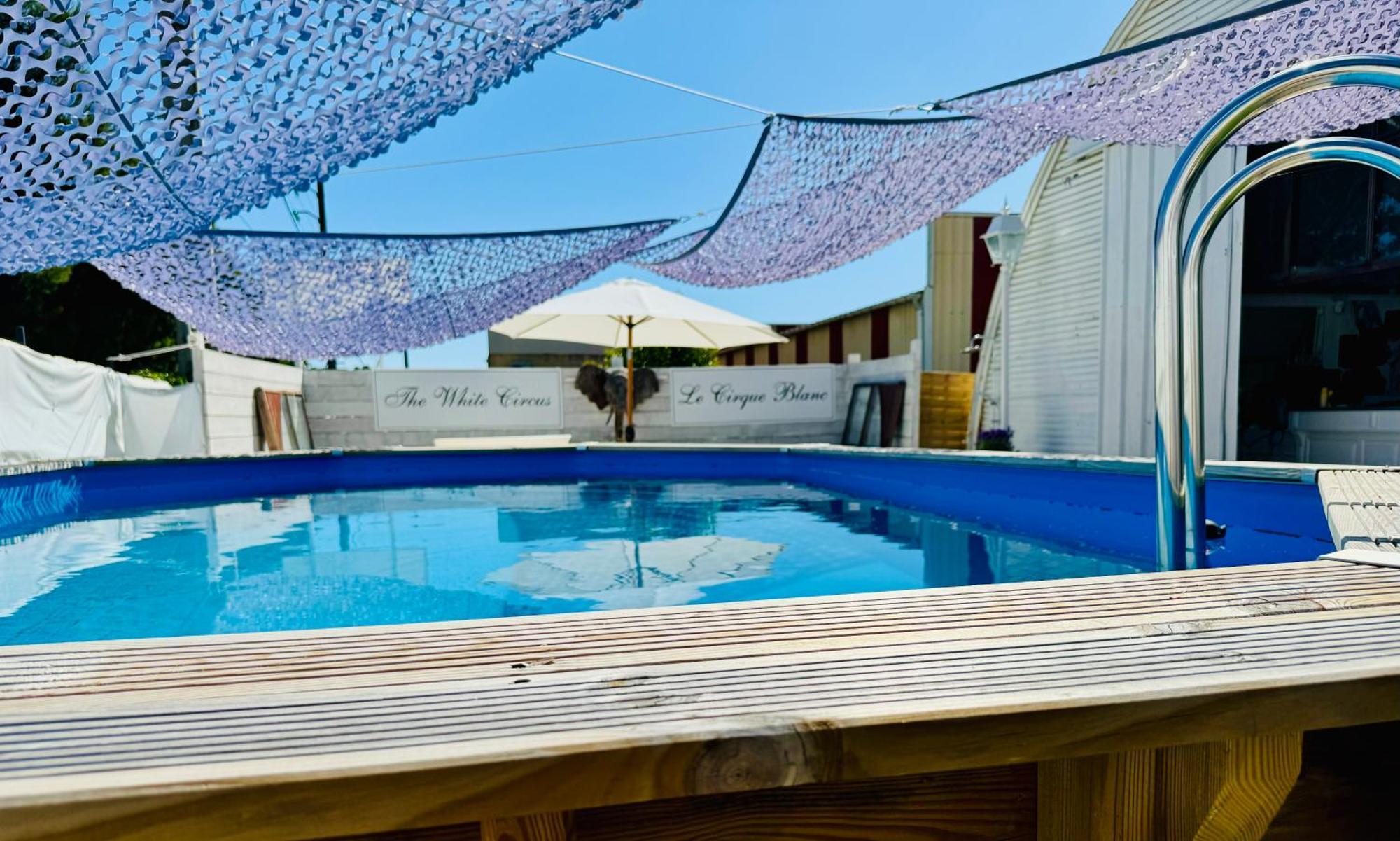 Avec Piscine Antibes